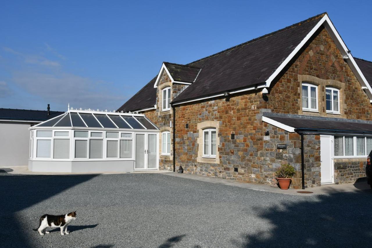 The Old Board School Guest House St Clears Exterior foto