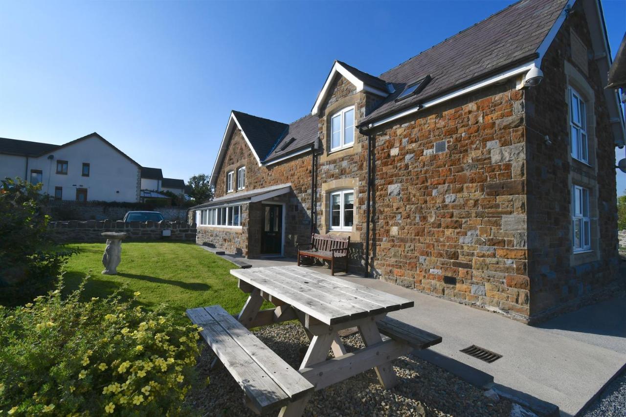 The Old Board School Guest House St Clears Exterior foto